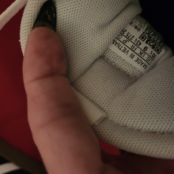 Adidas - Picture 3 of 3